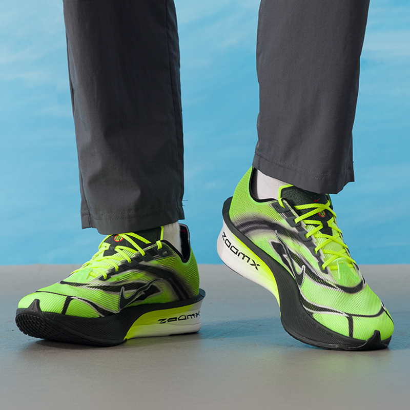Nike Men's Sports Shoes Zoomx  - đánh giá và giá Men'S Shoes Next