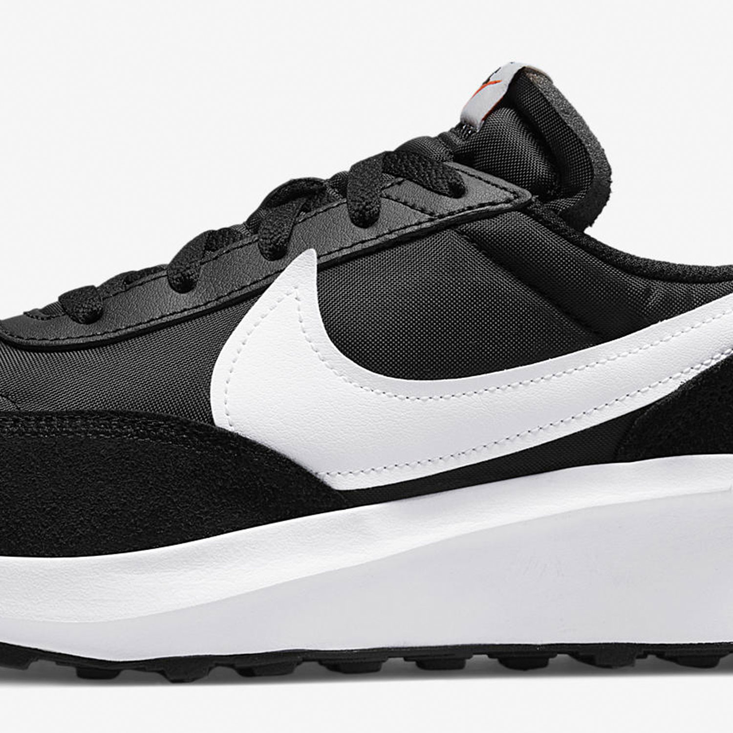 Nike Official Genuine Waffle D - đánh giá và giá Men Shoes Official
